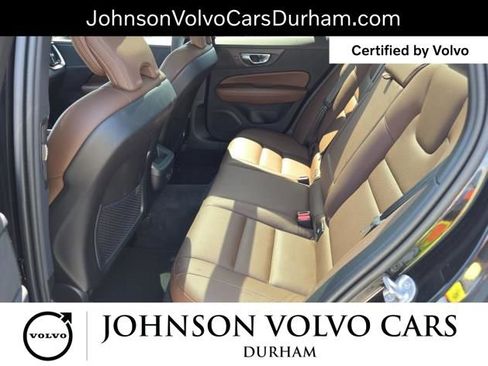 Used 2025 Volvo V60 B5 Cross Country Plus AWD/4WD image 11