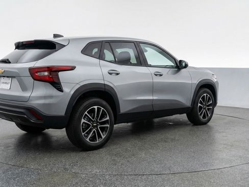 Used 2025 Chevrolet TrailBlazer LT image 9