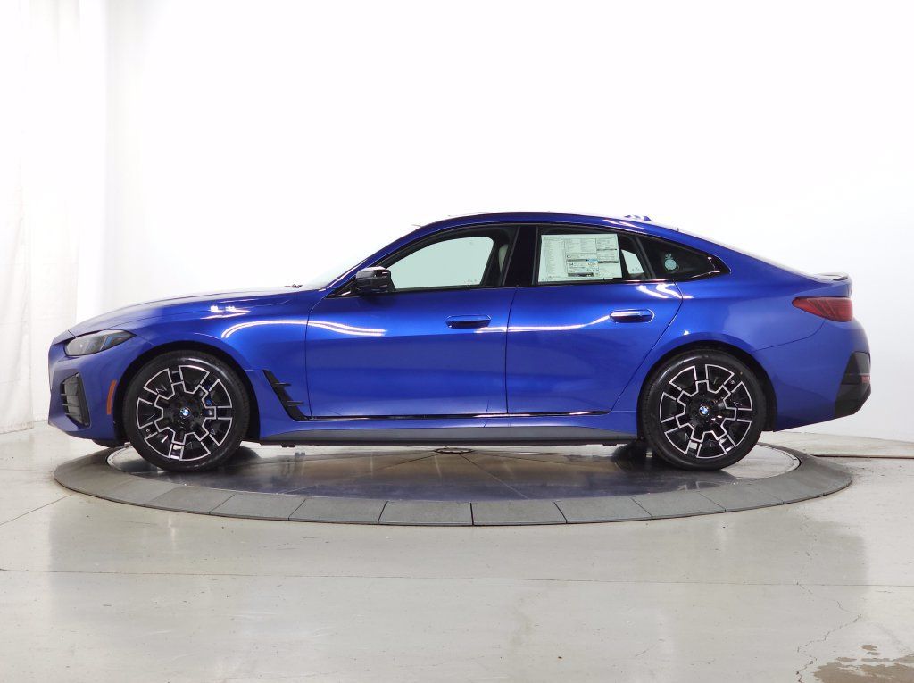 New 2026 BMW i4 xDrive40i w/ M Sport Package AWD/4WD image 4