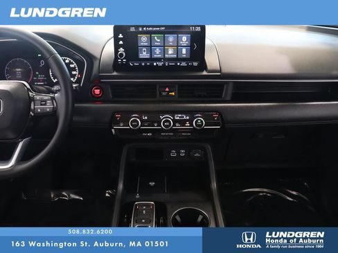 Used 2025 Honda Pilot EX-L image 24