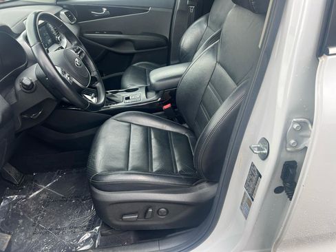 Used 2019 Kia Sorento EX FWD image 7