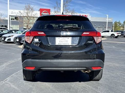 Used 2017 Honda HR-V EX image 17