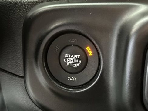 Used 2021 Jeep Wrangler Unlimited Sport AWD/4WD image 25