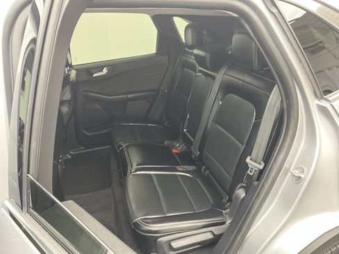 Certified 2024 Ford Escape Platinum image 12