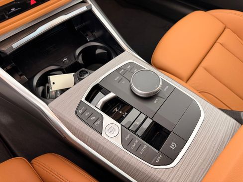 New 2026 BMW 330i Sedan w/ M Sport Package image 17