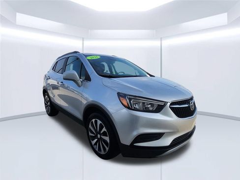 Used 2021 Buick Encore Preferred FWD image 3