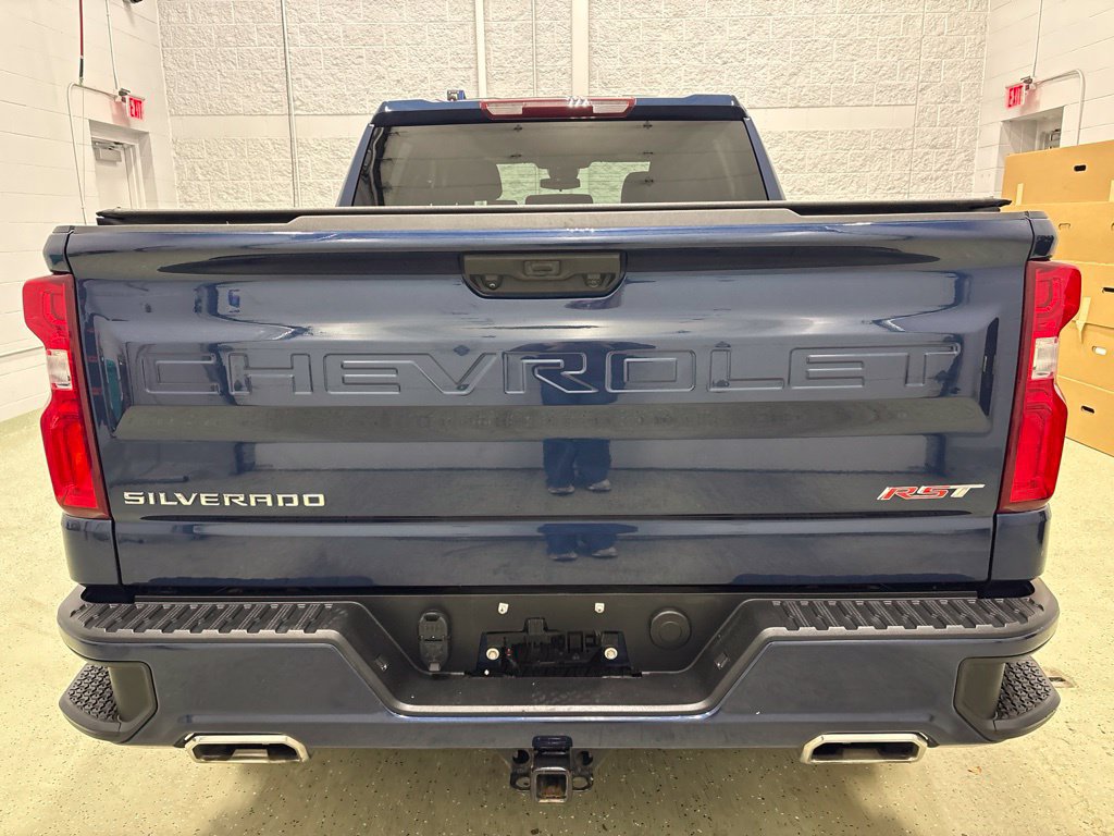 Used 2023 Chevrolet Silverado 1500 RST AWD/4WD image 5
