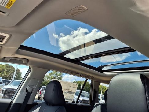 Used 2026 Toyota Grand Highlander Limited image 8