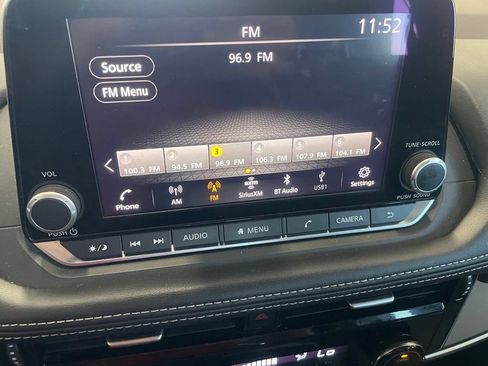 Certified 2022 Nissan Rogue SV FWD image 15