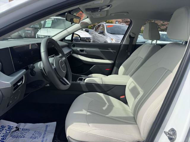 Certified 2026 Hyundai Sonata SEL FWD image 17