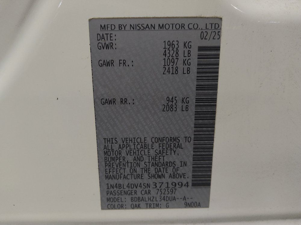 Used 2025 Nissan Altima 2.5 SV FWD image 33