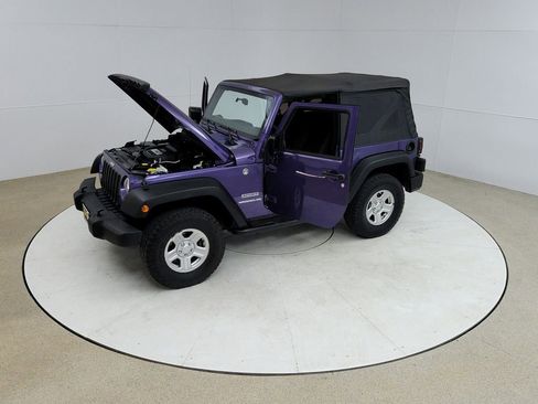 Used 2017 Jeep Wrangler Sport w/ LED Lighting Group AWD/4WD image 22