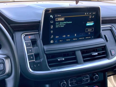 Used 2024 Chevrolet Tahoe LT AWD/4WD image 12