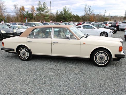 Used 1991 Rolls-Royce Silver Spur II image 9
