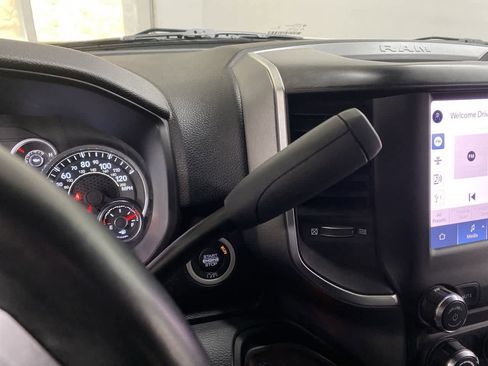 Used 2024 RAM 2500 Big Horn image 26