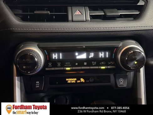 Used 2021 Toyota RAV4 XLE image 26