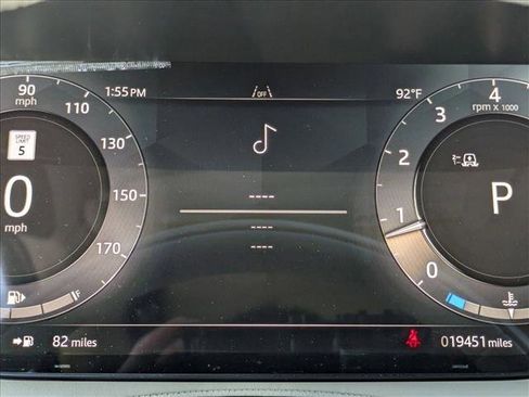 Used 2024 Land Rover Range Rover Long Wheelbase SE image 10