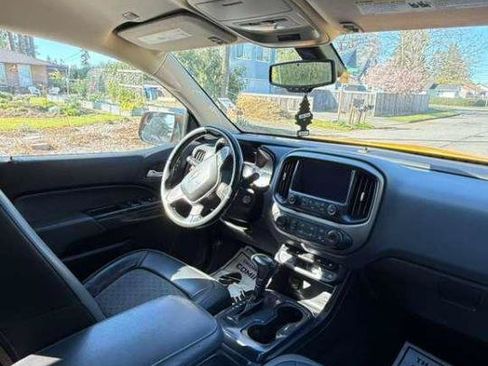 Used 2018 Chevrolet Colorado Z71 AWD/4WD image 9