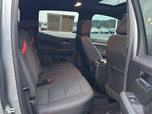 Used 2023 Chevrolet Colorado Z71 w/ Z71 Convenience Package 2 image 11