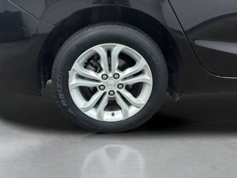Used 2019 Chevrolet Cruze LS w/ LS Convenience Package FWD image 26