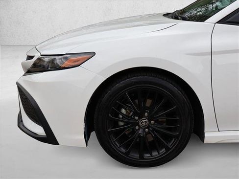 Used 2022 Toyota Camry SE FWD image 26