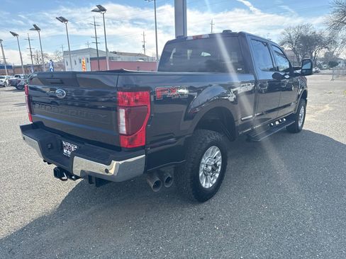 Certified 2022 Ford F350 XLT w/ XLT Value Package image 5