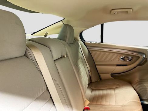 Used 2017 Ford Taurus SE FWD image 27