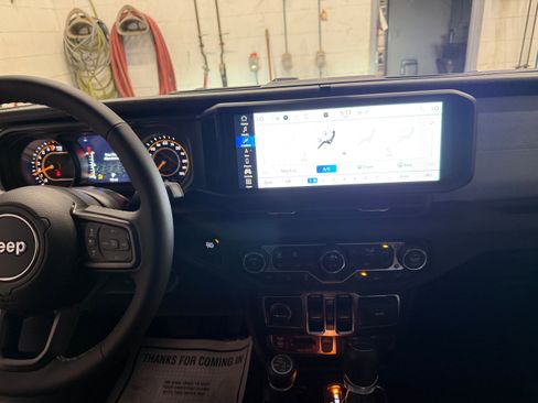 New 2026 Jeep Gladiator Sport image 27