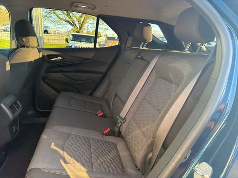 Used 2021 Chevrolet Equinox LT AWD/4WD image 11