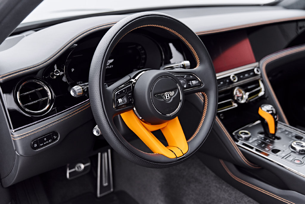 Used 2025 Bentley Flying Spur Plug-In Hybrid AWD/4WD image 37