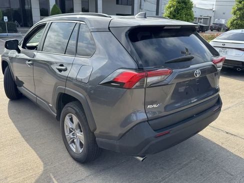 Used 2025 Toyota RAV4 LE image 7