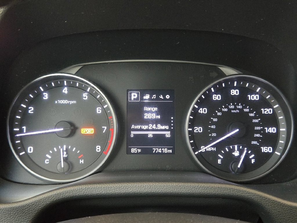 Used 2017 Hyundai Elantra Limited FWD image 20