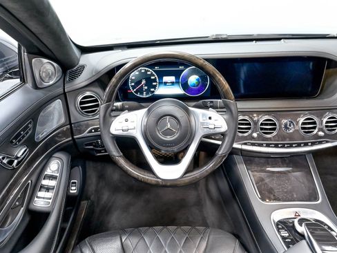 Used 2019 Mercedes-Benz S 560 4MATIC Sedan w/ Premium Package image 64