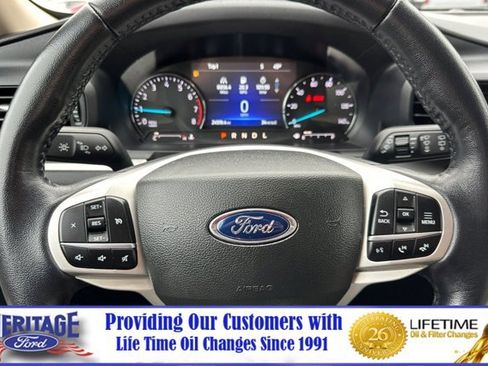 Certified 2022 Ford Explorer XLT image 24