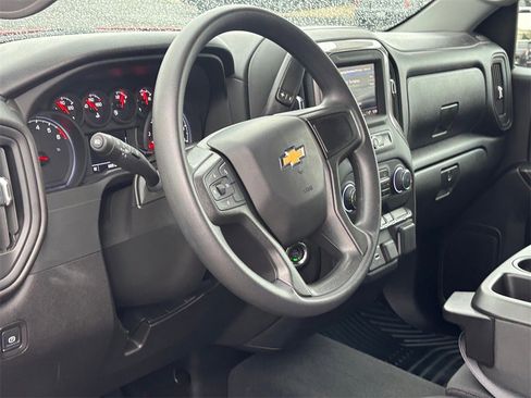 Certified 2026 Chevrolet Silverado 1500 Custom image 9