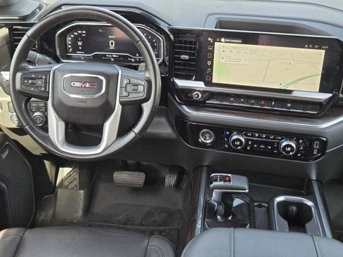 Certified 2023 GMC Sierra 1500 SLT RWD image 24