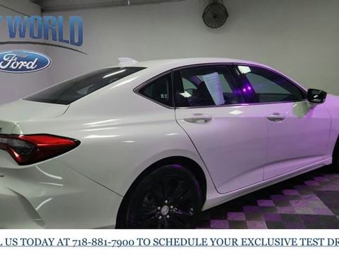 Used 2023 Acura TLX w/ Technology Package image 7