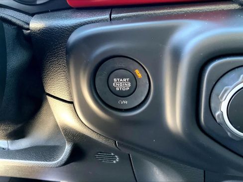 Used 2021 Jeep Wrangler Unlimited Rubicon AWD/4WD image 29