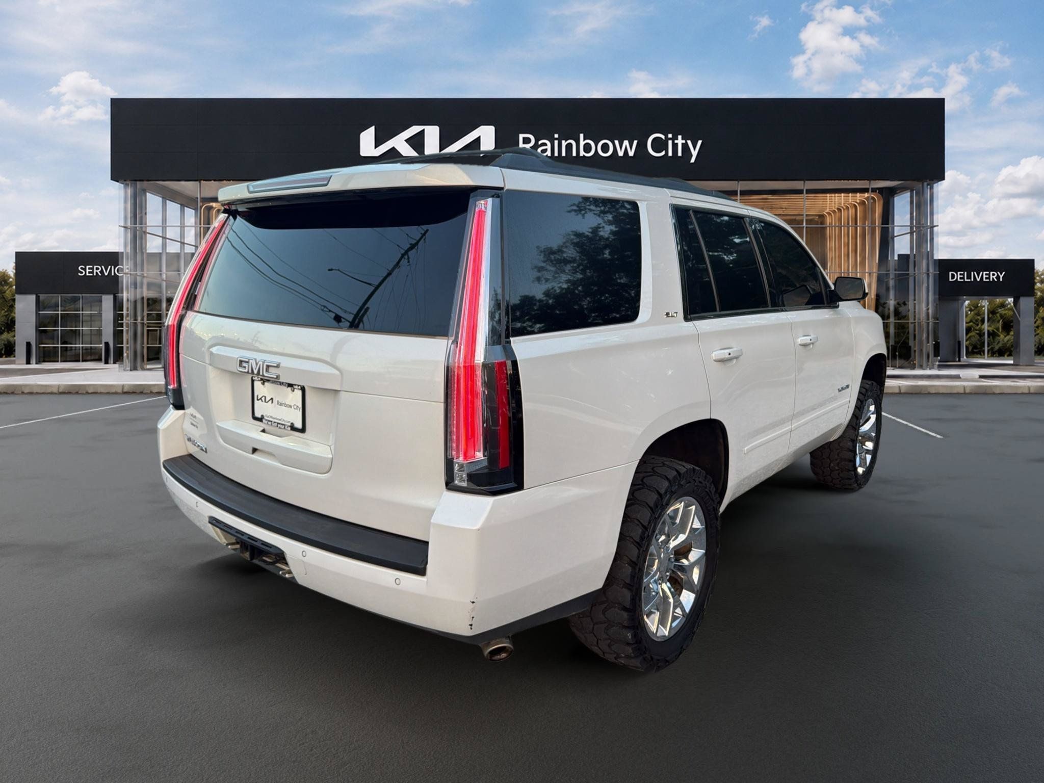 Used 2018 GMC Yukon SLT w/ Open Road Package RWD image 5