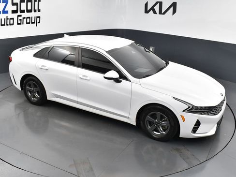 Used 2021 Kia K5 LXS image 23