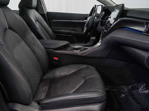 Used 2024 Toyota Camry XSE image 19