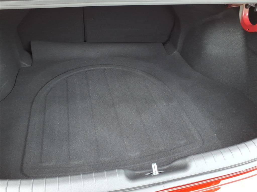 Used 2025 Hyundai Elantra SEL FWD image 15