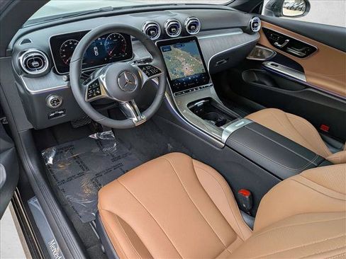 New 2026 Mercedes-Benz CLE 300 4MATIC Coupe image 3