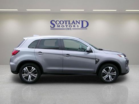 Used 2025 Mitsubishi Outlander Sport ES AWD/4WD image 5