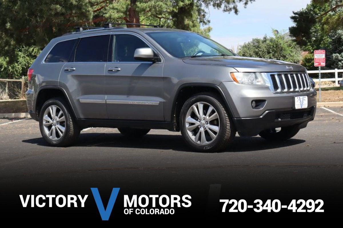 Used 2012 Jeep Grand Cherokee Laredo AWD/4WD image 1