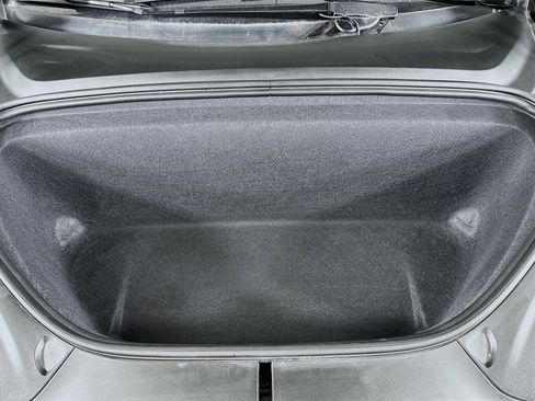 Used 2019 Tesla Model X 75D image 34