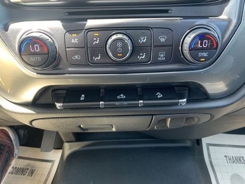 Used 2018 Chevrolet Silverado 1500 LT w/ All Star Edition AWD/4WD image 20