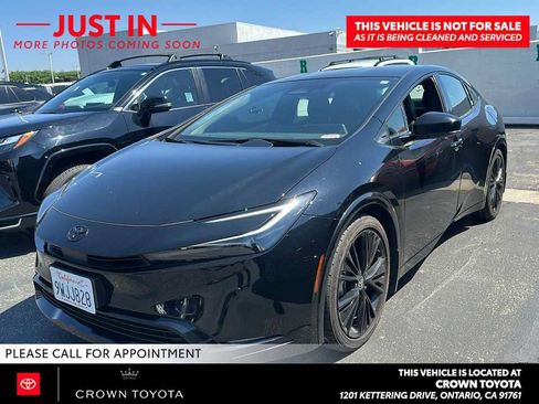 Used 2026 Toyota Prius FWD image 1