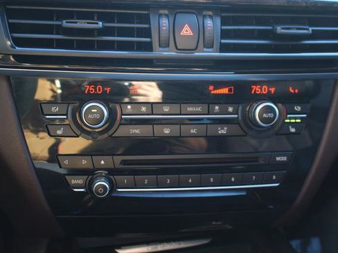 Used 2017 BMW X5 xDrive40e image 20