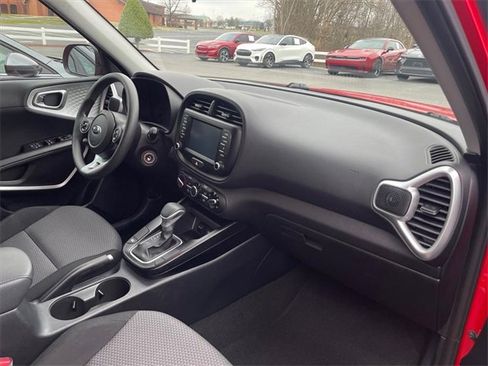 Used 2020 Kia Soul LX image 21